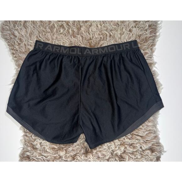 Under armour women’s black athletic shorts - Picture 10 of 11